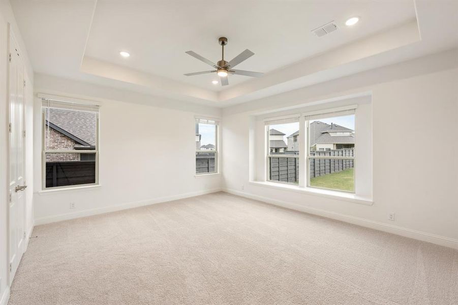 Spacious, unfurnished interior of a new home in Union Park Classic 60, Little Elm (Image 37). Spacious, unfurnished interior of a new home in Union Park Classic 60, Little Elm (Image 37).