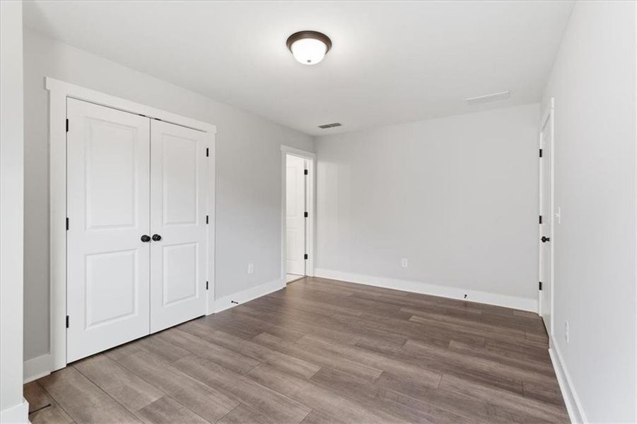 Spacious, unfurnished interior of a new home in Ferguson Corners, Emerson (Image 29).