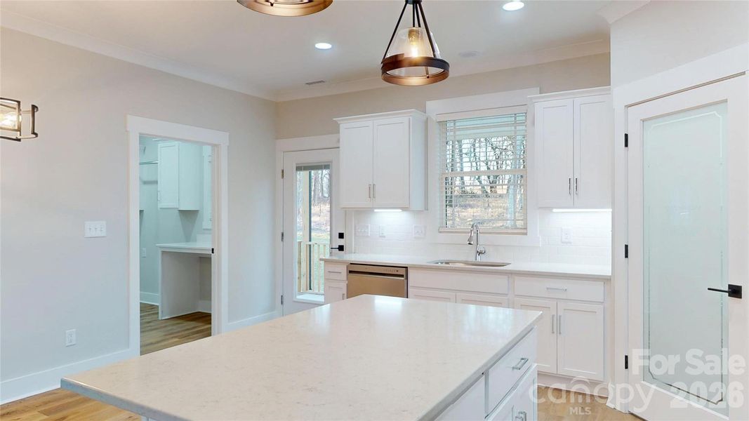 Furnished interior view inside a new home in , Catawba (Image 10).