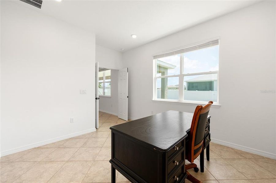 Furnished interior view inside a new home in Calesa Township, Ocala (Image 12). Furnished interior view inside a new home in Calesa Township, Ocala (Image 12).