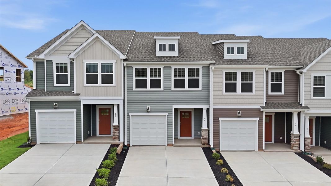 Eye-catching exterior with timeless color palette and superior architectural detail located in Greenville, SC Eye-catching exterior with timeless color palette and superior architectural detail located in Greenville, SC