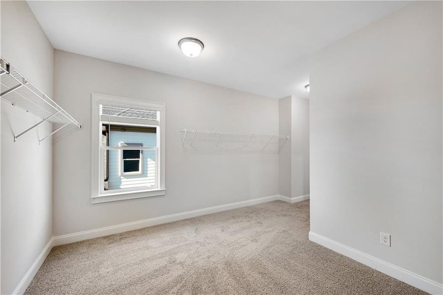 Spacious, unfurnished interior of a new home in The Retreat at Caney Creek, Alpharetta (Image 44).