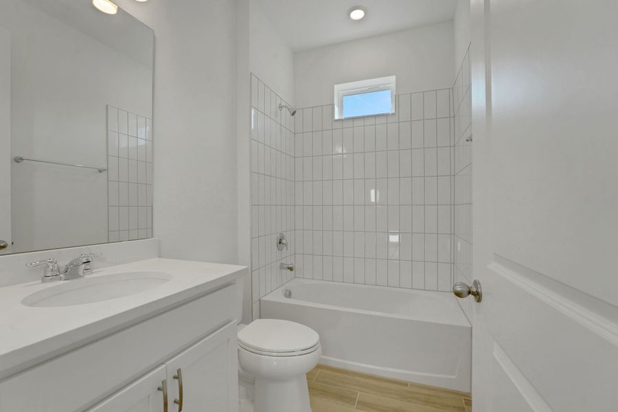 1006 FIESTA KEY CIRCLE, Lady Lake, FL.  - Slide 27