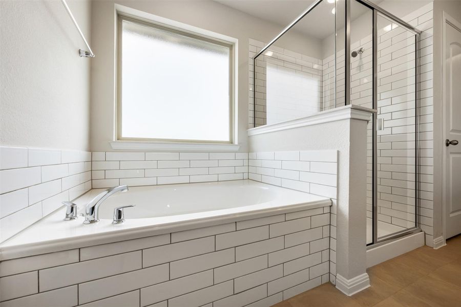 Representative images and renderings are for illustrative purposes. Actual structural options and design finishes of home may vary. Representative images and renderings are for illustrative purposes. Actual structural options and design finishes of home may vary.