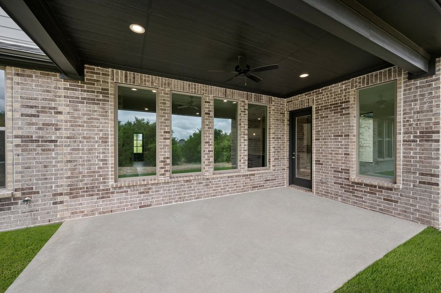 127 Oak Meadow Lane, Weathrford TX - Patio