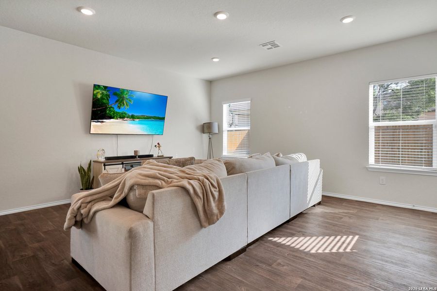 Furnished interior view inside a new home in Salado Creek, San Antonio (Image 21). Furnished interior view inside a new home in Salado Creek, San Antonio (Image 21).