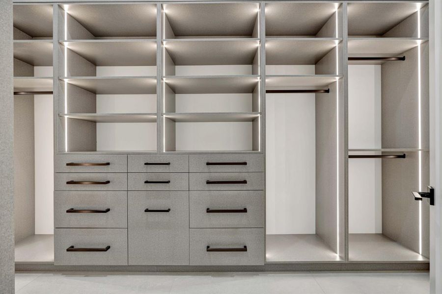 Furnished interior view inside a new home in , Lantana (Image 78).