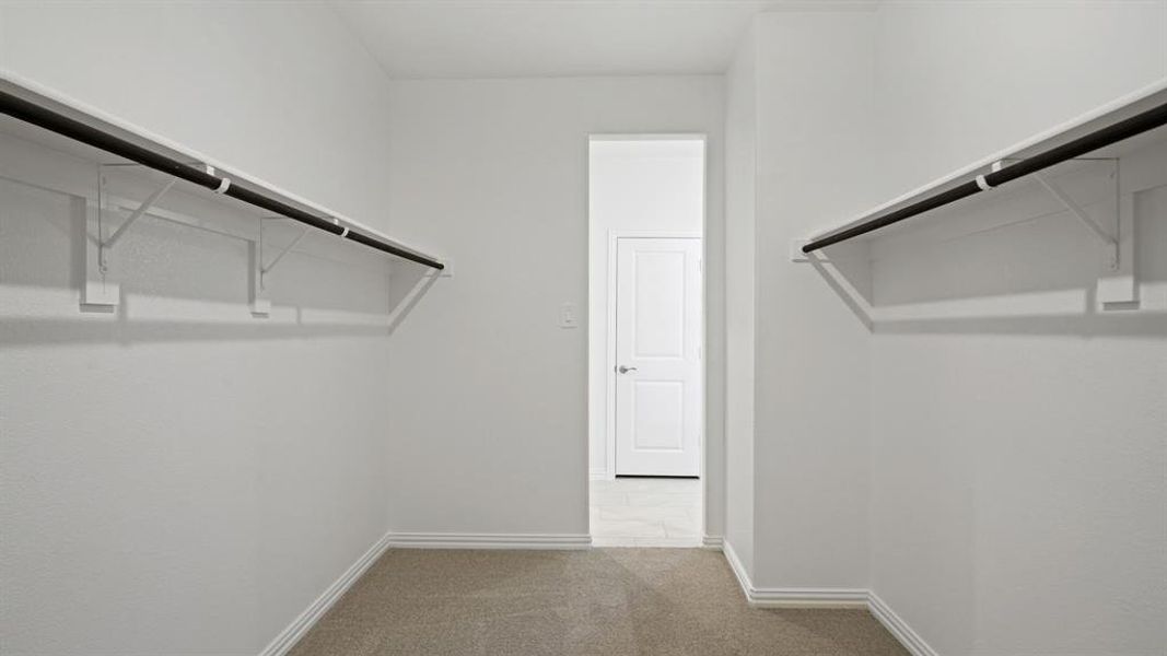 Photo is not of the actual home, but is an inspirational photo of builder’s model home and may depict options, furnishings, and/or decorator features that are not included.