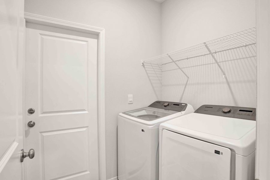 Close-up of interior finishes inside a home in Bellview Pointe, Pensacola (Image 20).