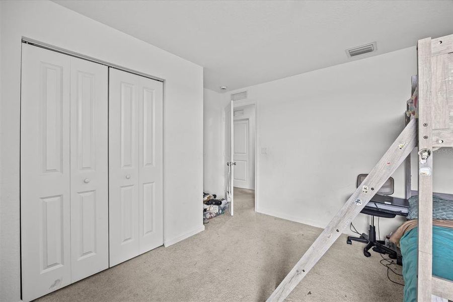 Spacious, unfurnished interior of a new home in , Fort Pierce (Image 22).