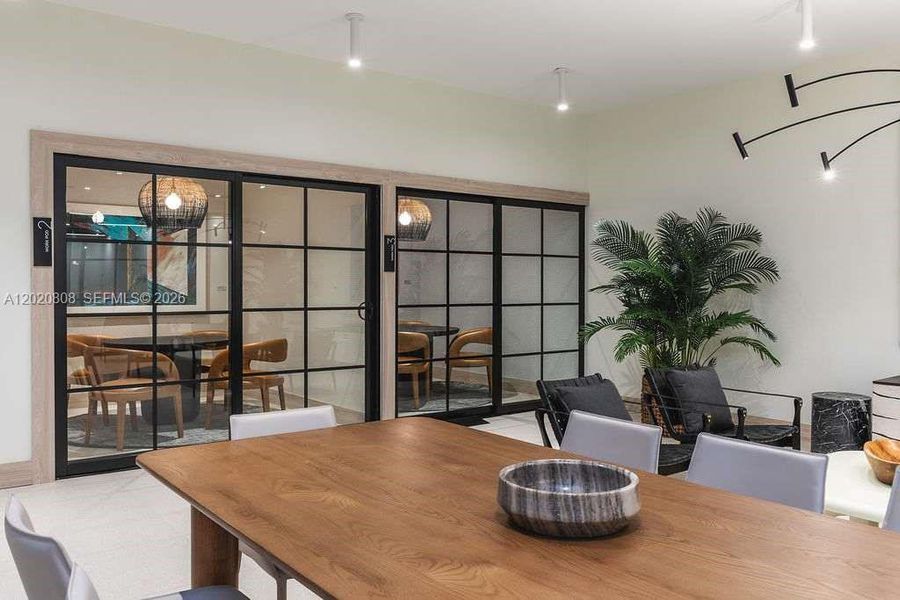 Community amenities in , Miami (Image 14).