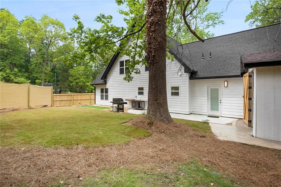 Front exterior of a new home in , Atlanta, GA, highlighting curb appeal (Image 13). Front exterior of a new home in , Atlanta, GA, highlighting curb appeal (Image 13).