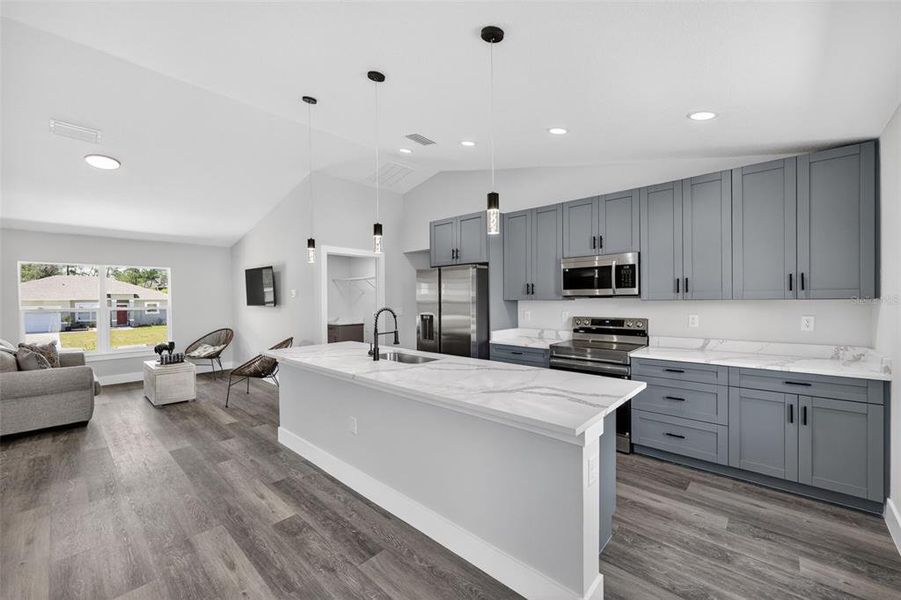 Furnished interior view inside a new home in , Dunnellon (Image 12).