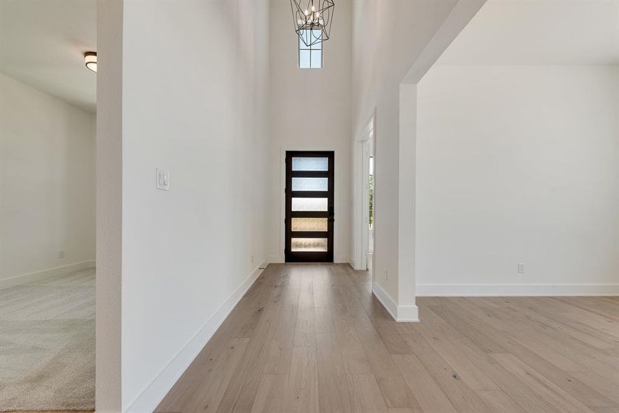 Spacious, unfurnished interior of a new home in The Homestead - 62', Rockwall (Image 21).