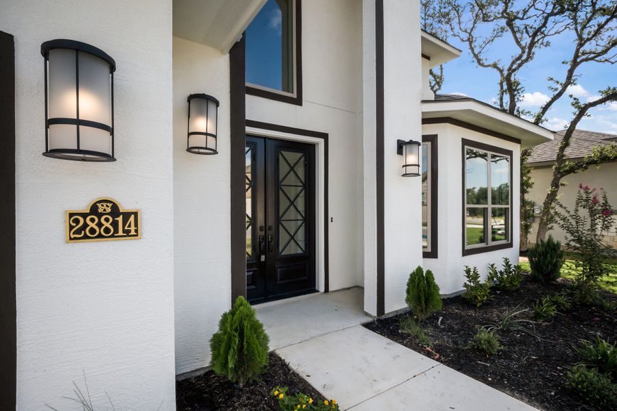 Representative exterior details of a home built from the The Travis by Whitestone Custom Homes in Johnson Ranch, Bulverde (Image 4).