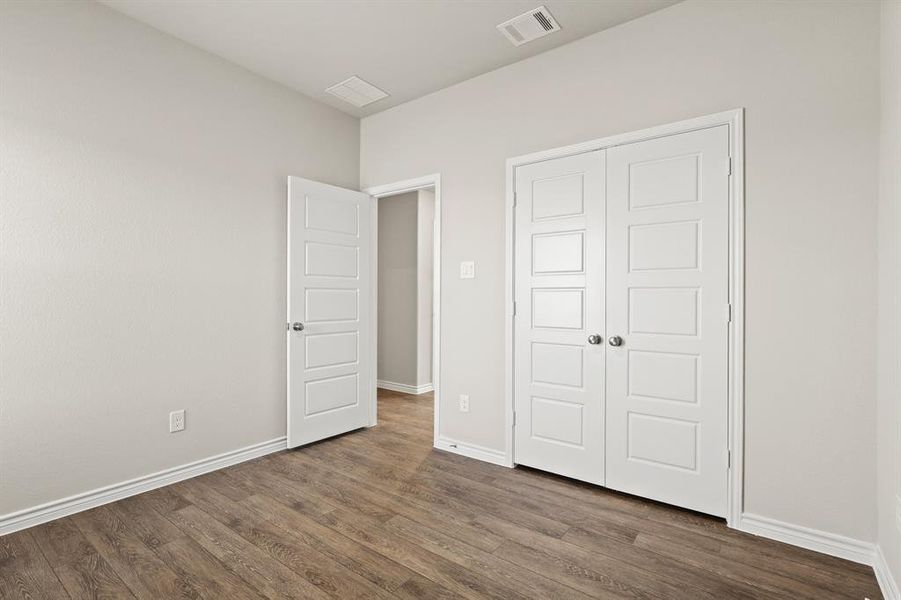 Spacious, unfurnished interior of a new home in Rocky Creek Crossing, Crowley (Image 36).