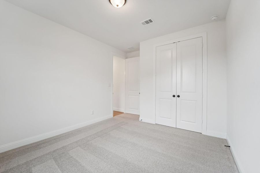 Spacious, unfurnished interior of a new home in Evergreen 55', Conroe (Image 42).