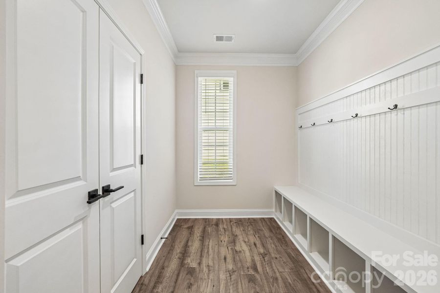 Spacious, unfurnished interior of a new home in Sylvan Creek, Denver (Image 45). Spacious, unfurnished interior of a new home in Sylvan Creek, Denver (Image 45).