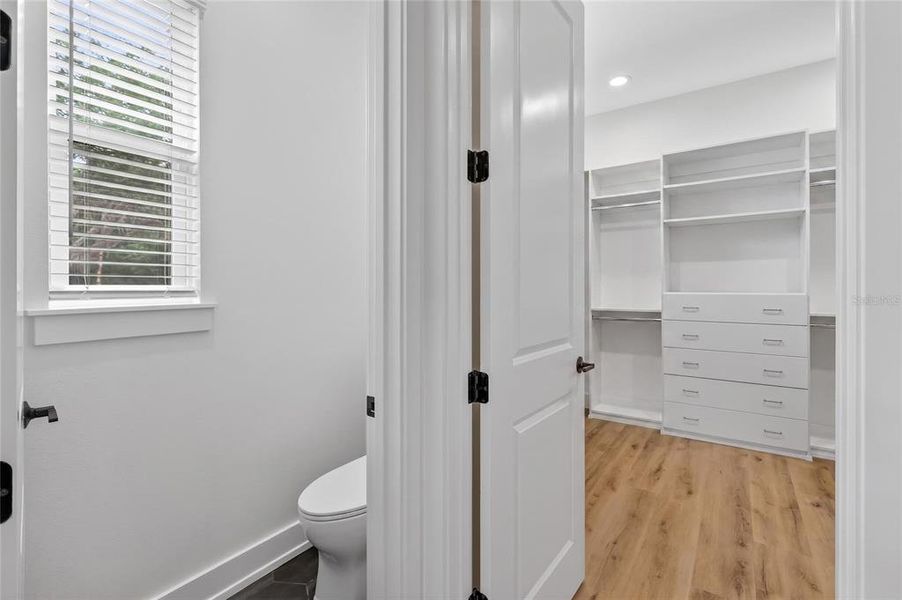 Furnished interior view inside a new home in , Lakeland (Image 50).