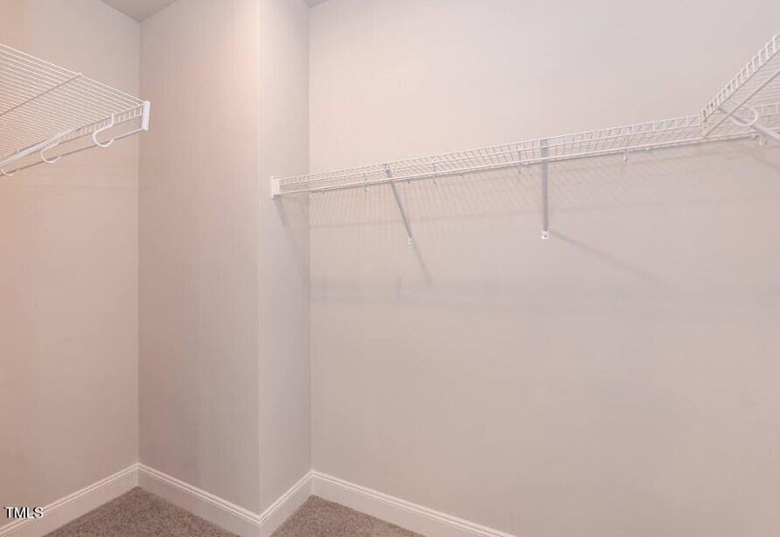 162628Master closet