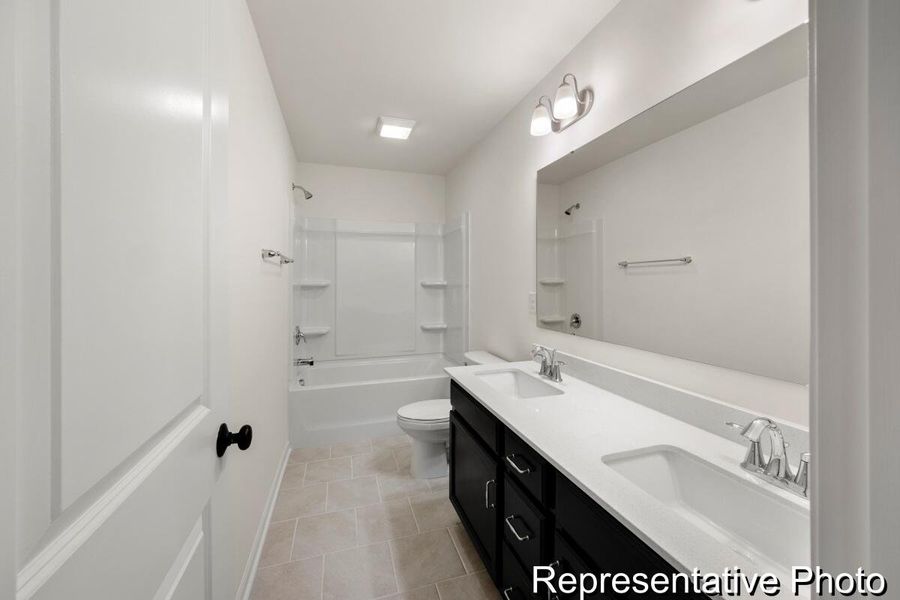 Furnished interior view inside a new home in , Ravenel (Image 11).