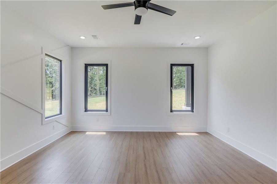 Spacious, unfurnished interior of a new home in , Auburn (Image 20).