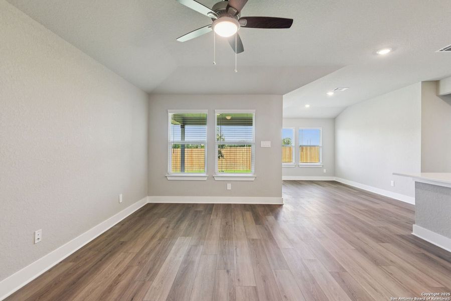 Spacious, unfurnished interior of a new home in Carmel Ranch, Schertz (Image 30). Spacious, unfurnished interior of a new home in Carmel Ranch, Schertz (Image 30).
