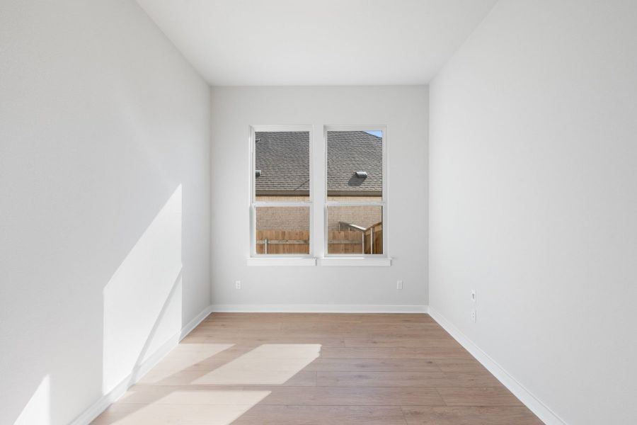 Spacious, unfurnished interior of a new home in Heritage, Dripping Springs (Image 22). Spacious, unfurnished interior of a new home in Heritage, Dripping Springs (Image 22).