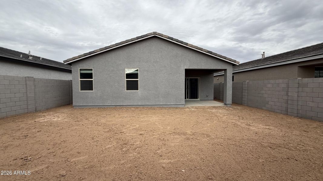 020 - Large Backyard