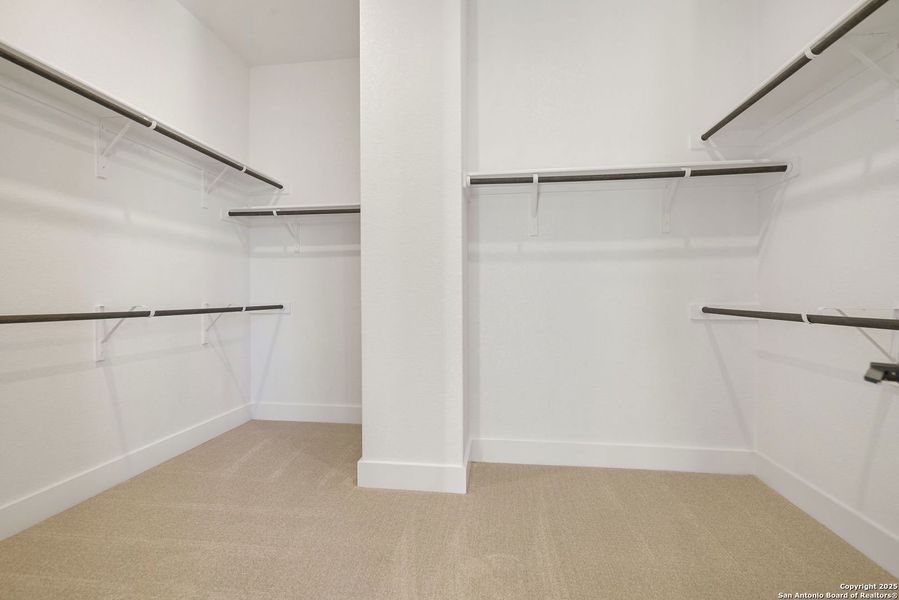 Spacious, unfurnished interior of a new home in Esperanza - 70', Boerne (Image 22). Spacious, unfurnished interior of a new home in Esperanza - 70', Boerne (Image 22).