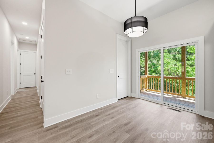 Spacious, unfurnished interior of a new home in , Concord (Image 7).