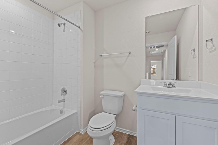 Furnished interior view inside a new home in Sunset Oaks, Maxwell (Image 9).