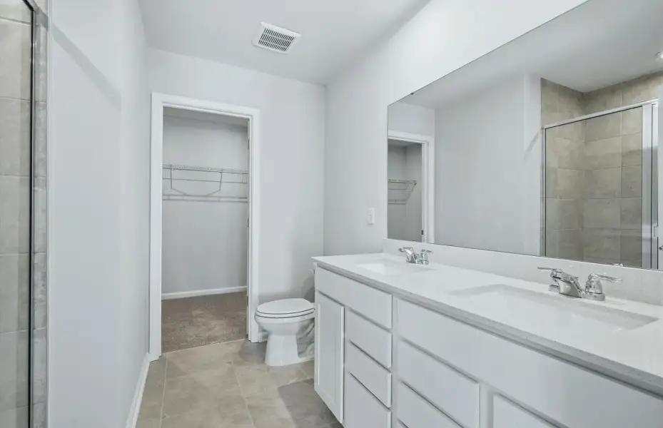 Furnished interior view inside a new home in Crestview, Spartanburg (Image 4).