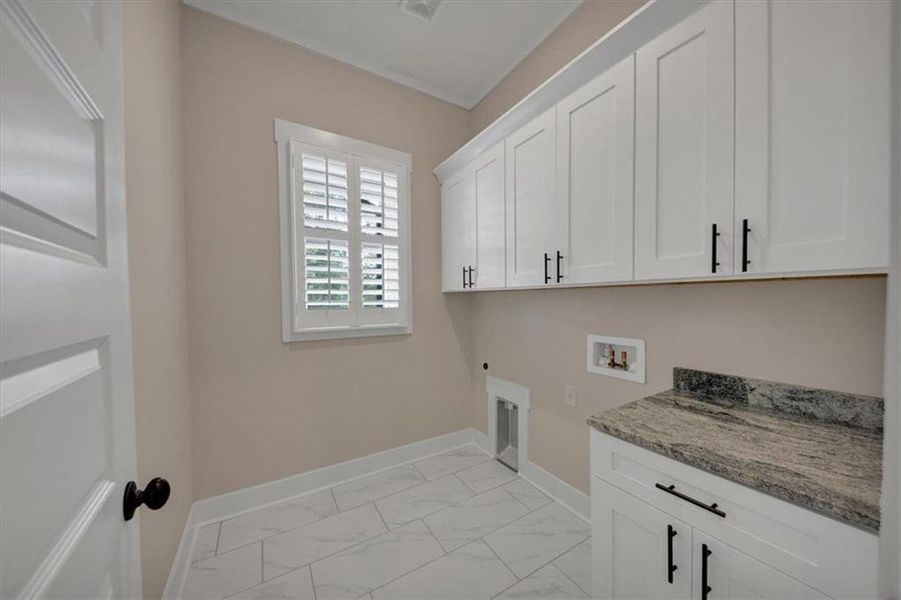 Image 47 of a home in .