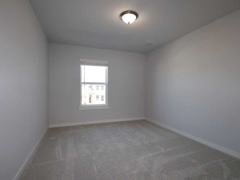 Spacious, unfurnished interior of a new home in Barksdale, Leander (Image 18).