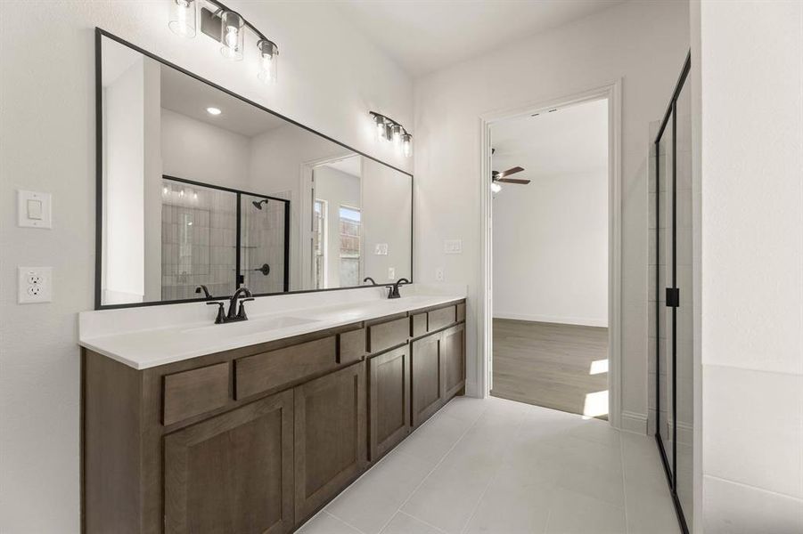 8904 Amistad-Primary Suite-4 8904 Amistad-Primary Suite-4