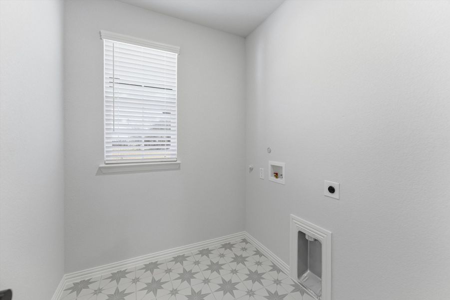 Spacious, unfurnished interior of a new home in Terra Escalante, Blue Ridge (Image 23).