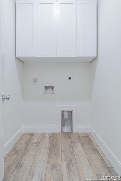 Image 42 of a home in . Image 42 of a home in .