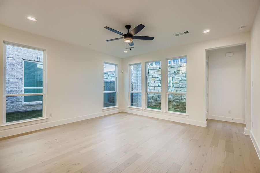 Spacious, unfurnished interior of a new home in Castle Hills Northpointe - Townhomes, Carrollton (Image 12). Spacious, unfurnished interior of a new home in Castle Hills Northpointe - Townhomes, Carrollton (Image 12).