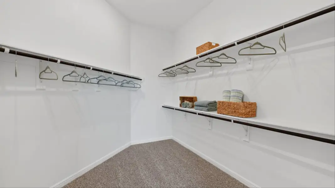 Image 36 of a home in Lakeview Pointe.