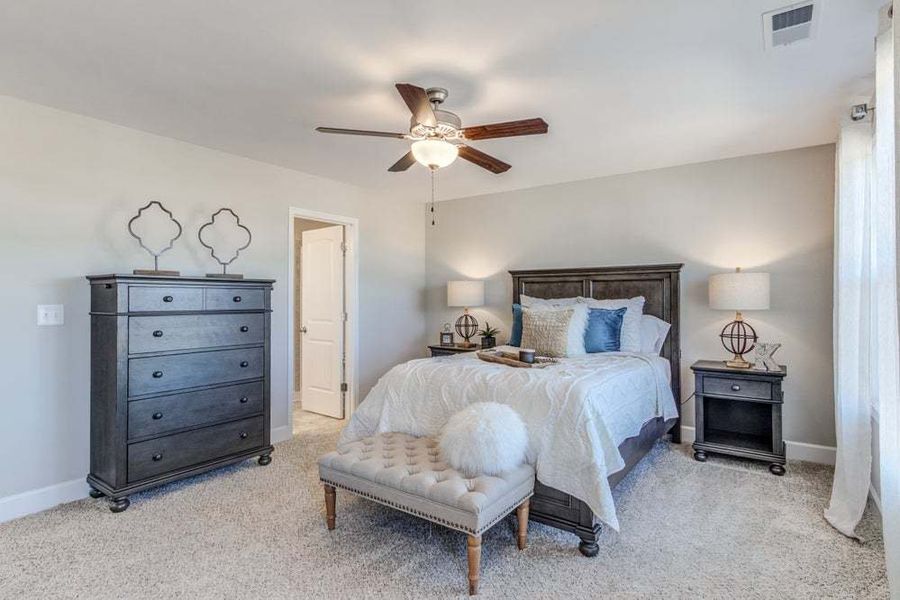 Representative furnished interior of a home built from the Drayton by Caviness & Cates Communities in Bartlett Manor, Youngsville (Image 45).