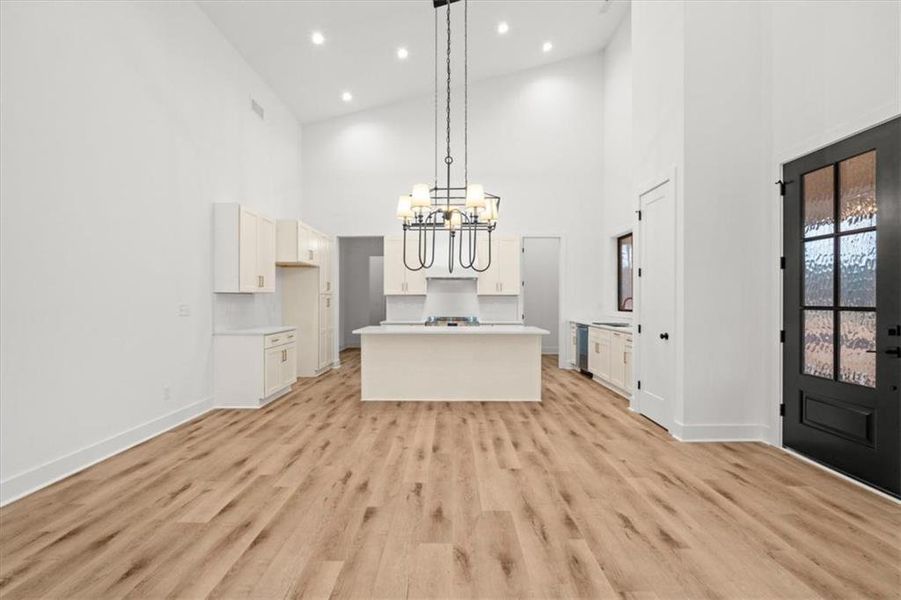 Spacious, unfurnished interior of a new home in , Waco (Image 32). Spacious, unfurnished interior of a new home in , Waco (Image 32).