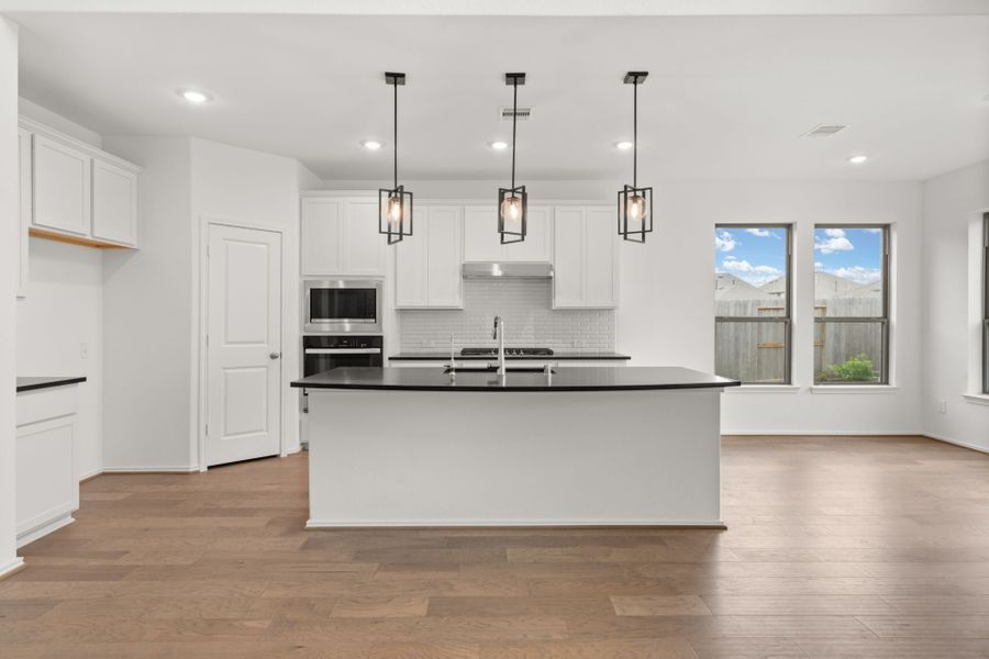 2,707sf New Home in Manvel, TX.  - Slide 3