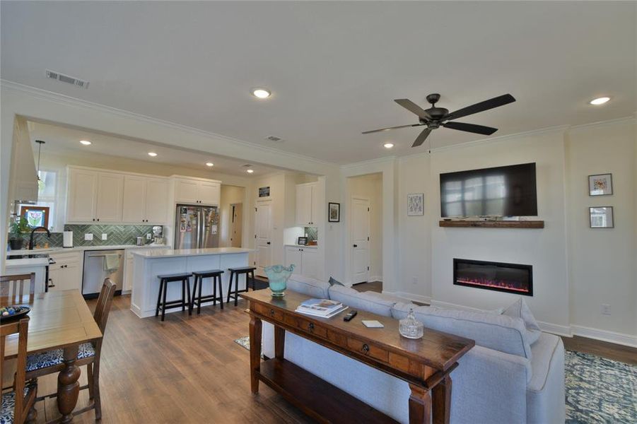 Furnished interior view inside a new home in , Granbury (Image 5). Furnished interior view inside a new home in , Granbury (Image 5).