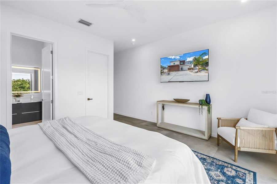 Furnished interior view inside a new home in , Sarasota (Image 60).