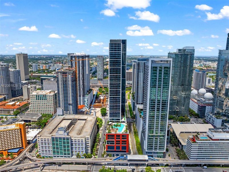 Condo located in Miami, FL showcasing its design and architecture (Image 22). Condo located in Miami, FL showcasing its design and architecture (Image 22).