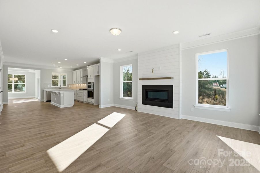 Cosmo gas fireplace option