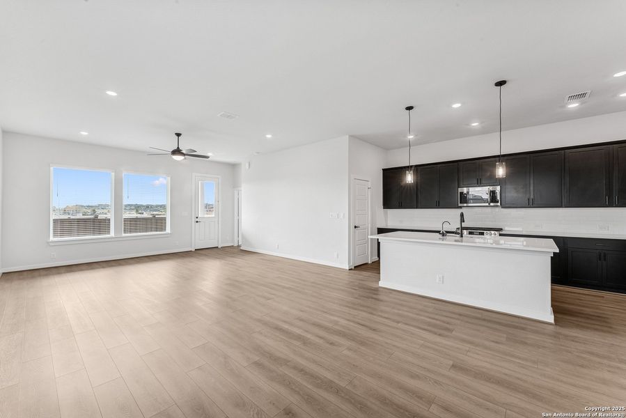 Spacious, unfurnished interior of a new home in Mayfair - Select Classic Series, New Braunfels (Image 19).