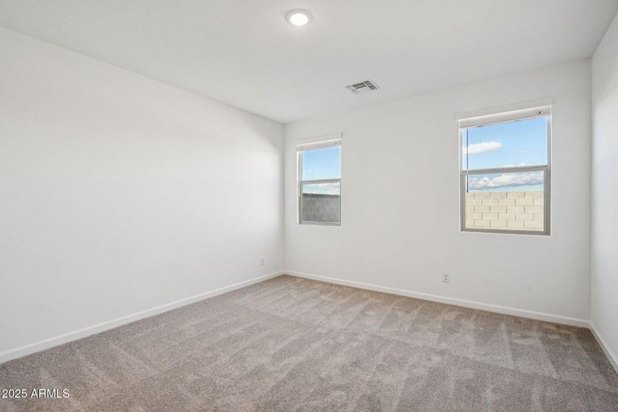 24-web-or-mls-W Moeller Rd-S2111-024