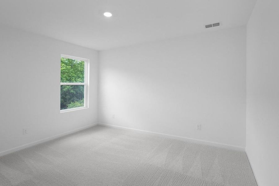 Image 32 of a home in Heritage River.